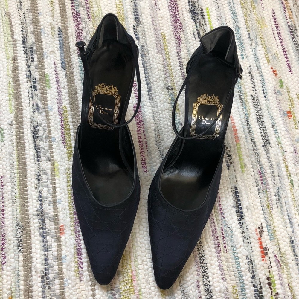 CHRISTIAN DIOR BLACK MARY JANE HEELS SIZE 9
